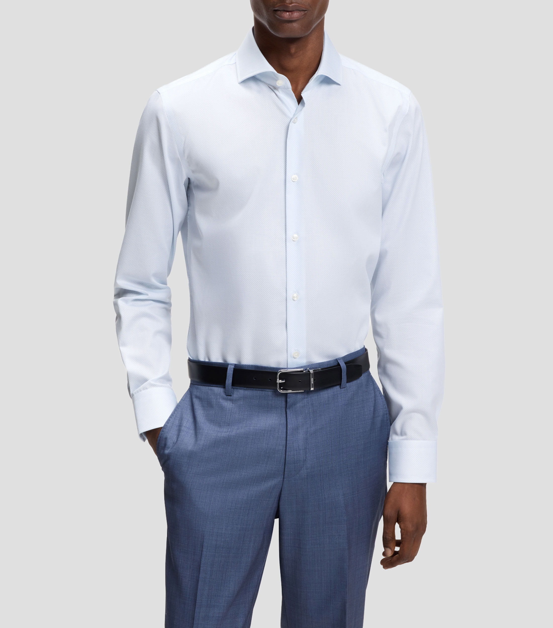 Camisa slim en sarga de algodón estampado que no se arruga Hombre